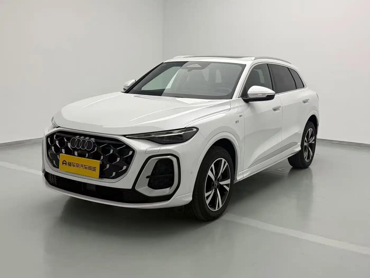 Audi Q5L 2026 Model Base Version
