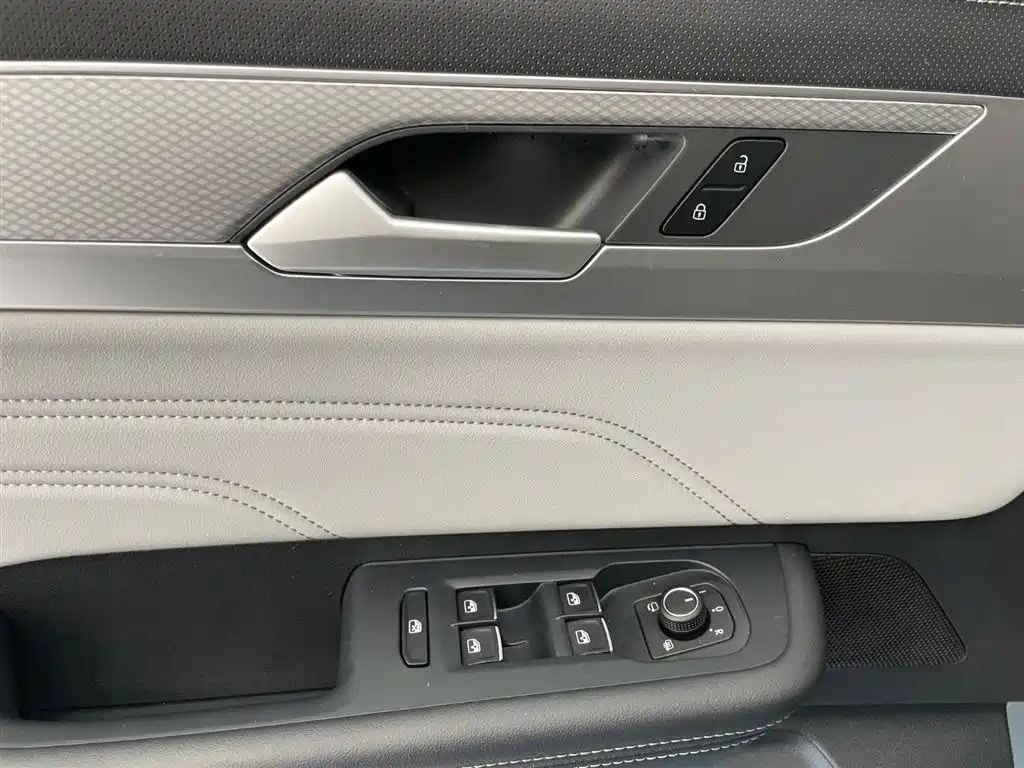 VOLKSWAGEN RANGE PATROL