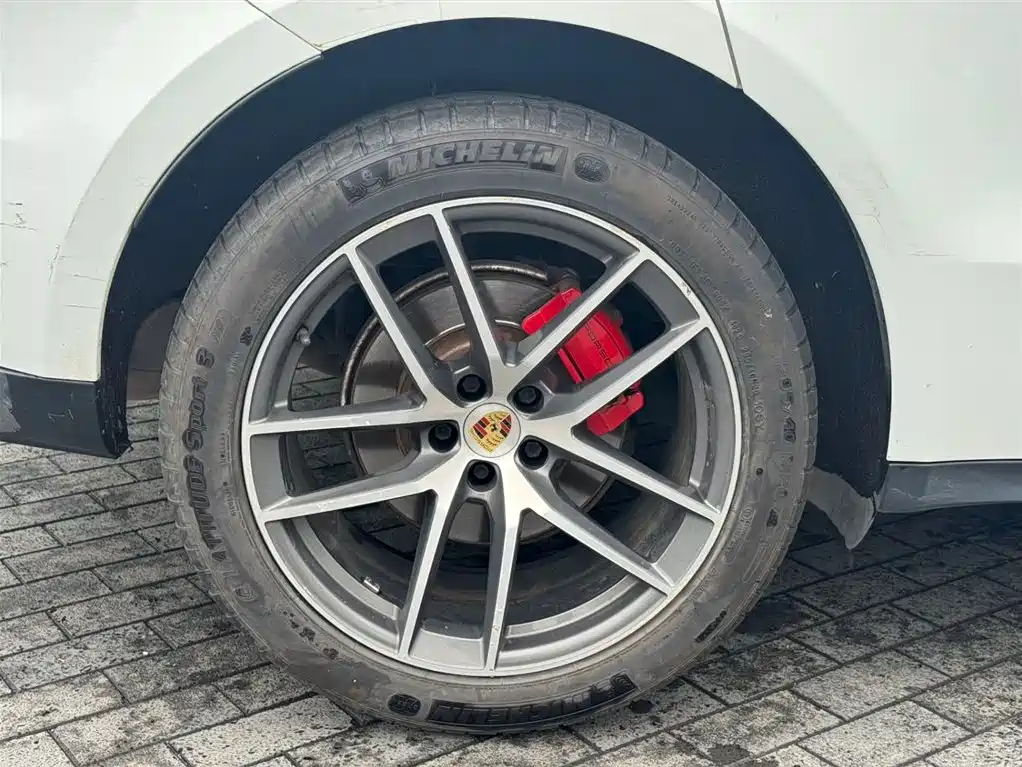 Porsche Macan 2022 Macan 2.0T фото 14