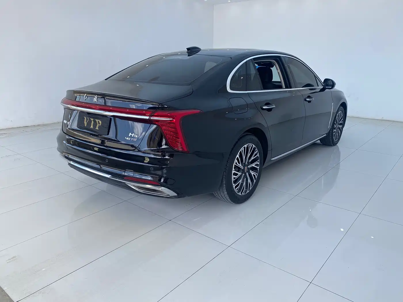 Hongqi H5 2023 2.0T Auto Smart Connect Flag Enjoy фото 9