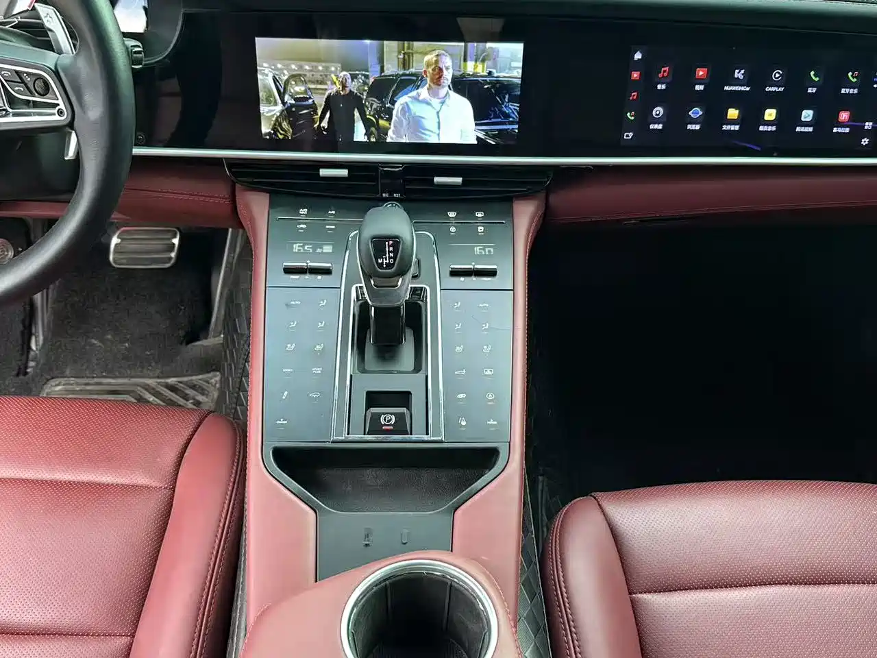صورة 5 - Porsche Panamera