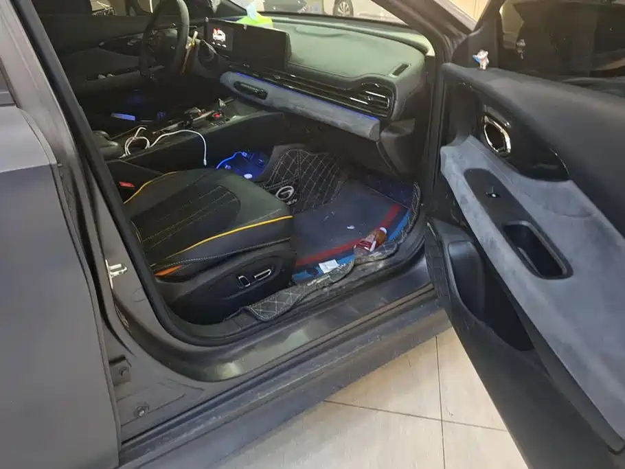 GAC Trumpchi Trumpchi Emkoo 2022 2022 270T DCT J16 R-style Track Edition