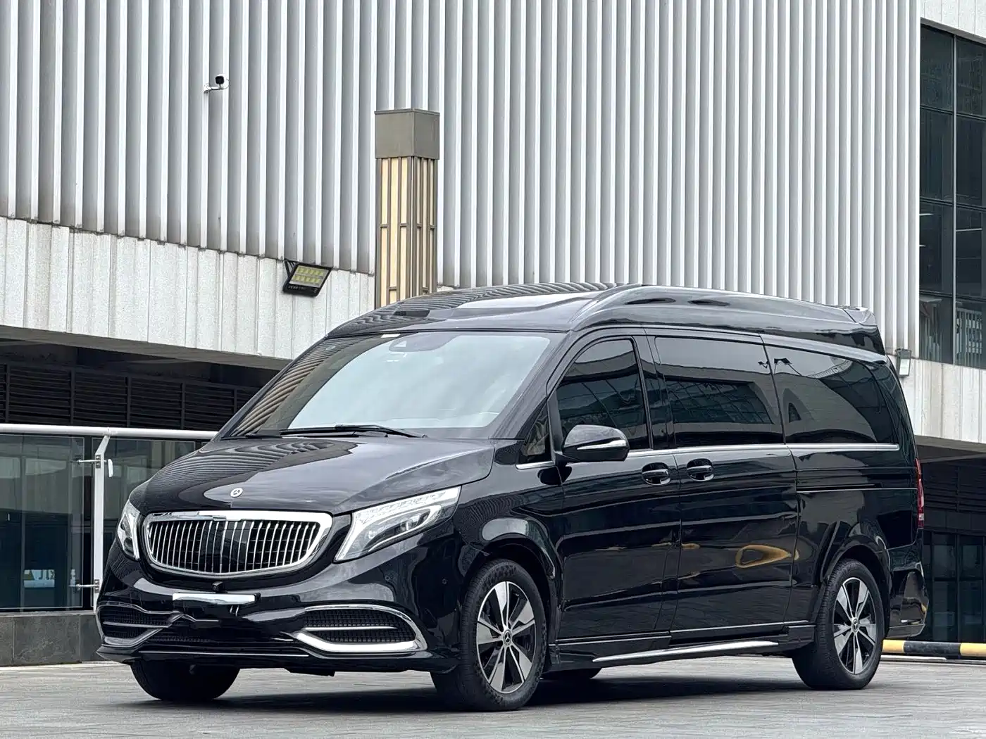 Mercedes-Benz V-Class 2022 V 260 L Long Wheelbase Luxury Edition