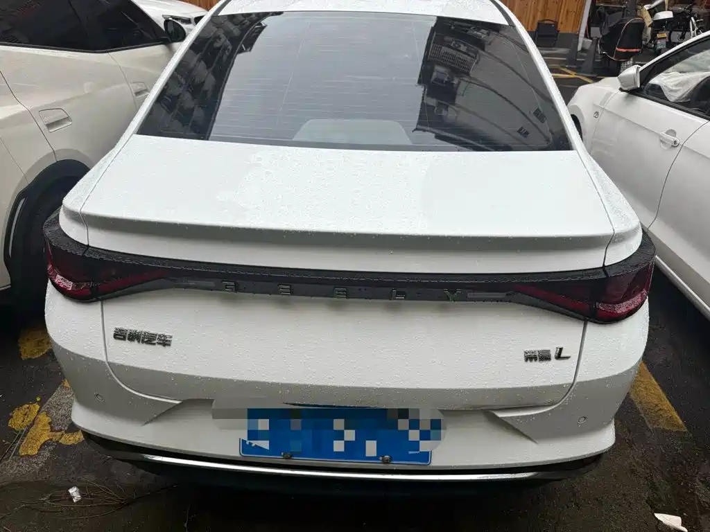 Geely Emgrand L 2022 2022 1.4T CVT Flagship