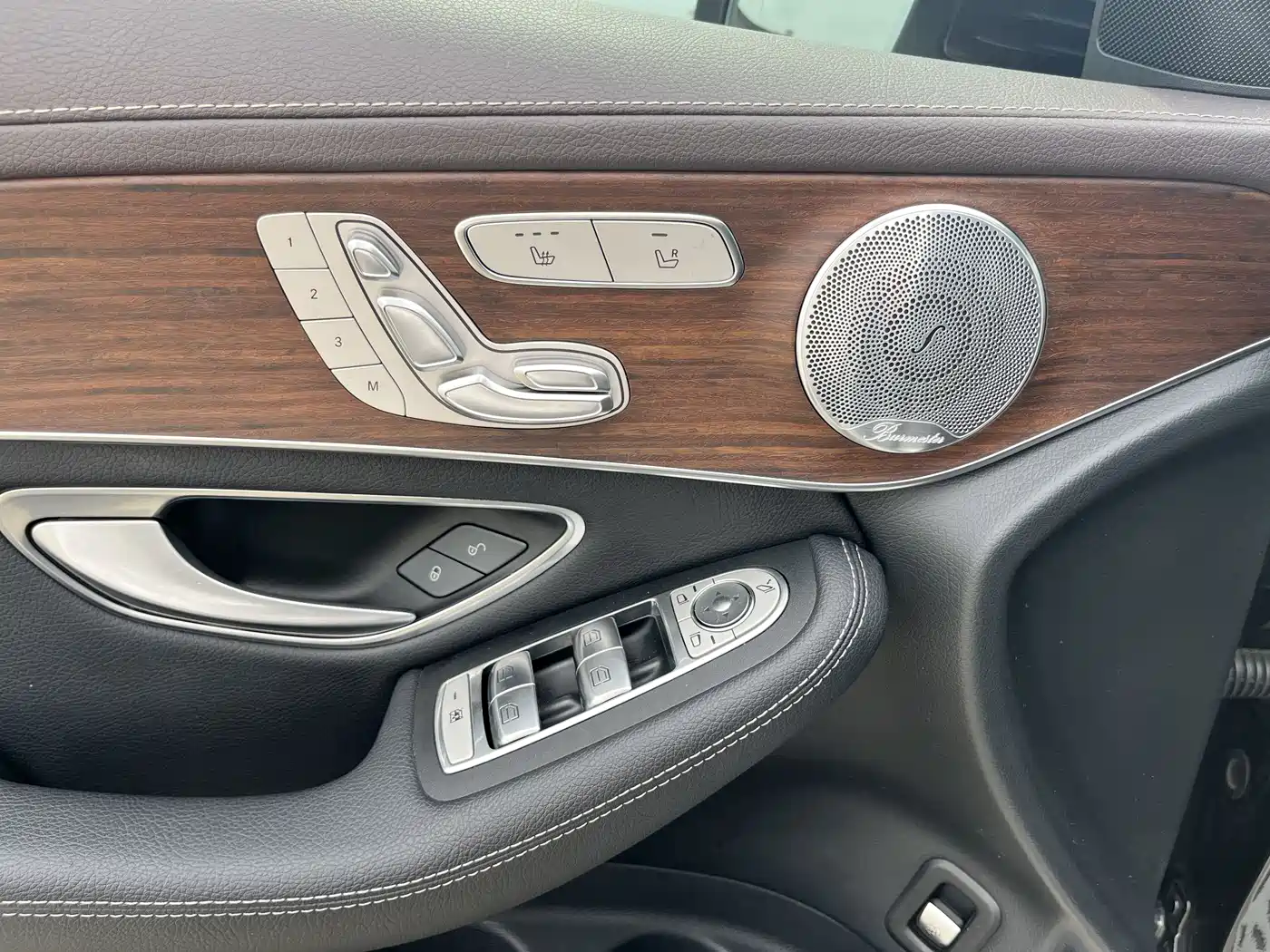 Mercedes-Benz GLC 2021 GLC 300 L 4MATIC Sporty фото 13