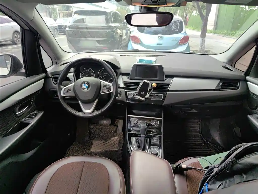 BMW 2 Series Tourer (Import) 2015 218i Leading Type фото 5