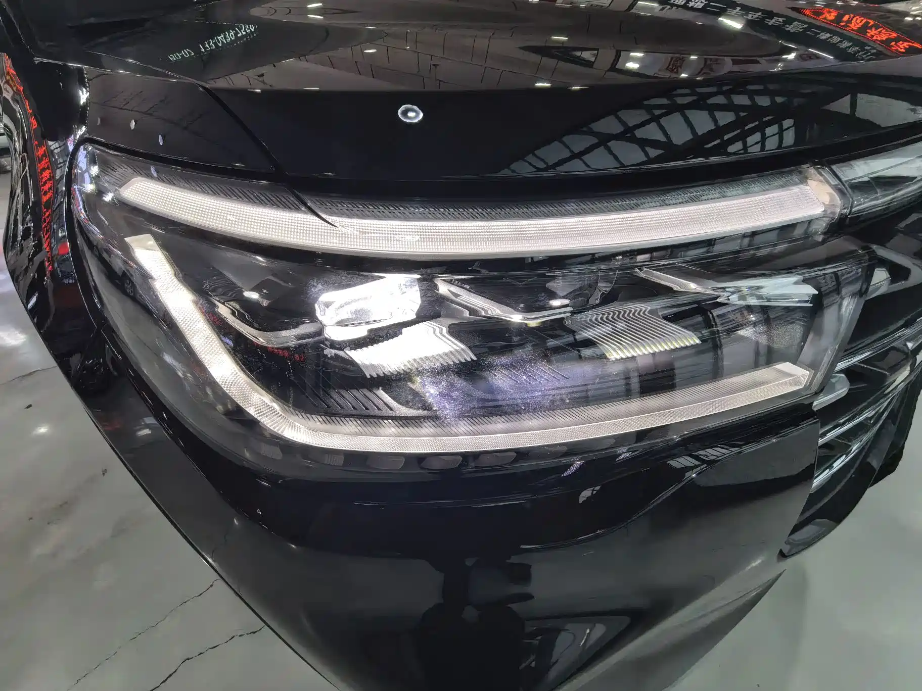 Фото 30 - Ford Explorer