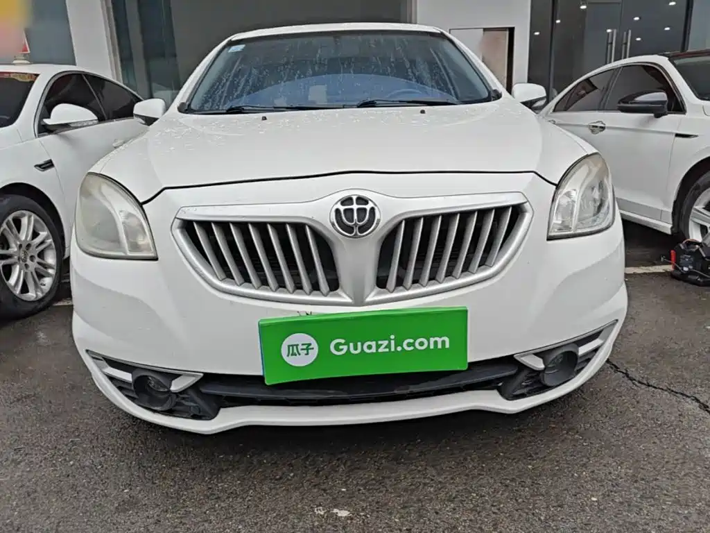 Zhonghua H330 2015 2013 1.5L Automatic Luxury