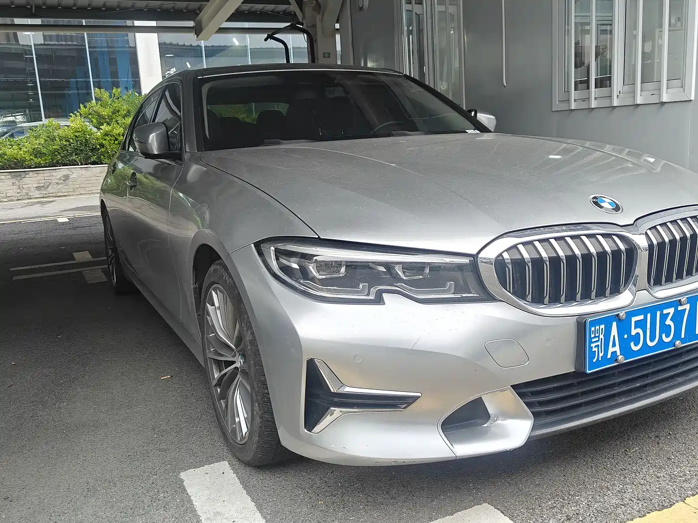 BMW 3 Series 2020 325Li Launch Edition фото 2