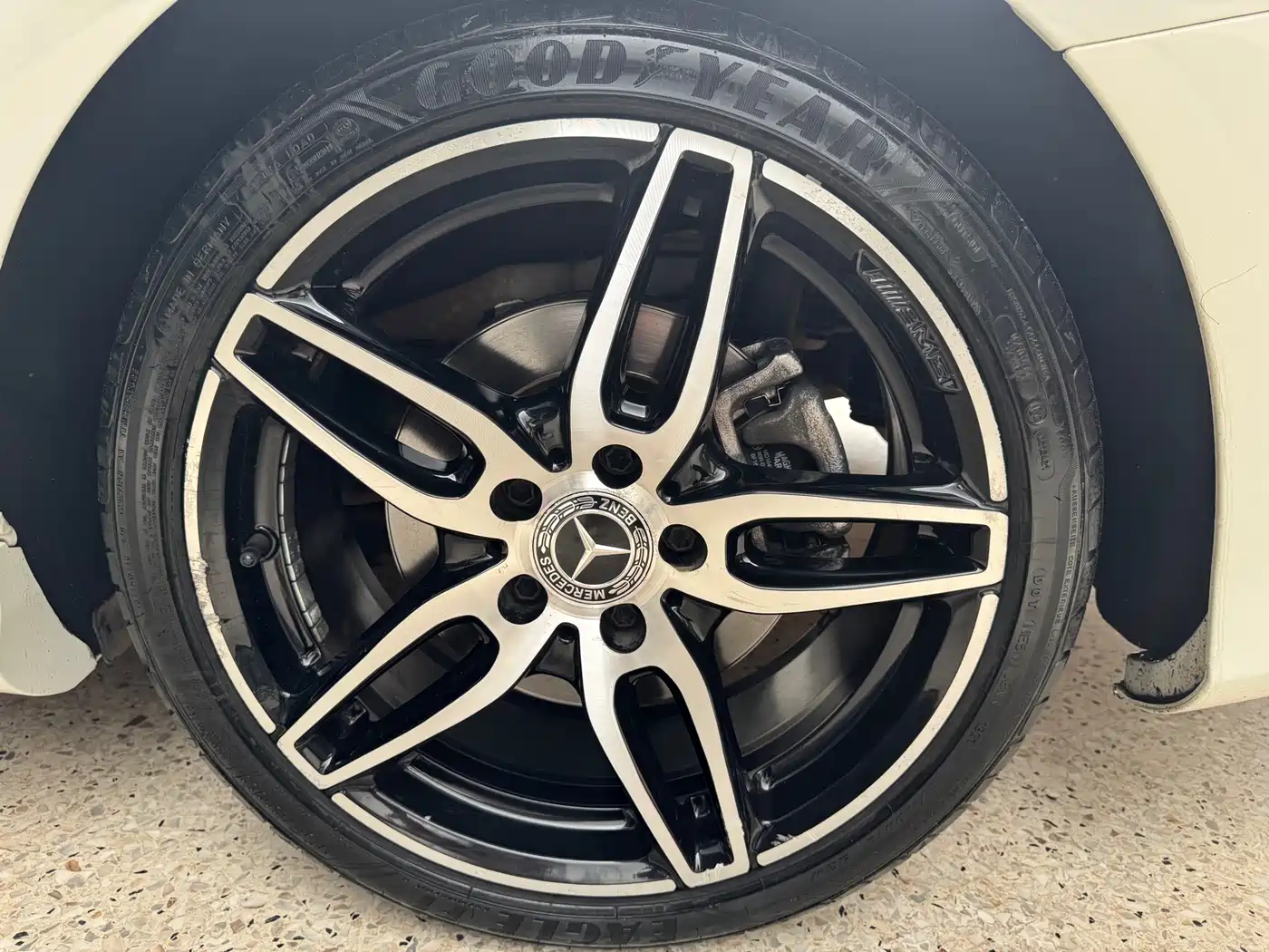Mercedes-Benz CLA (Import) 2017 Facelift CLA 220 4MATIC фото 21