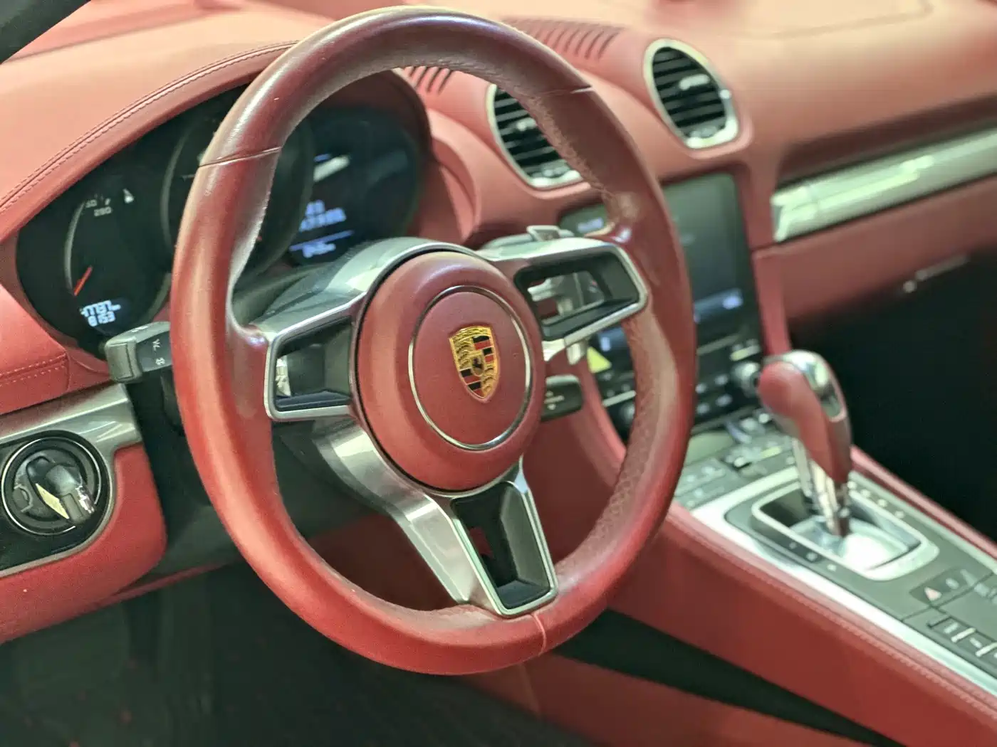 Porsche 718 2020 Cayman 2.0T фото 6