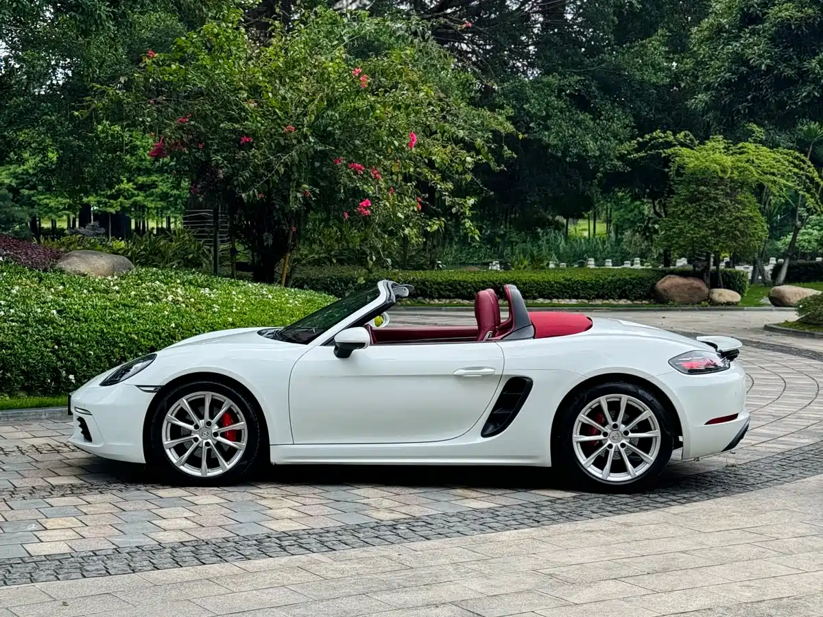 Фото 9 - Porsche 718