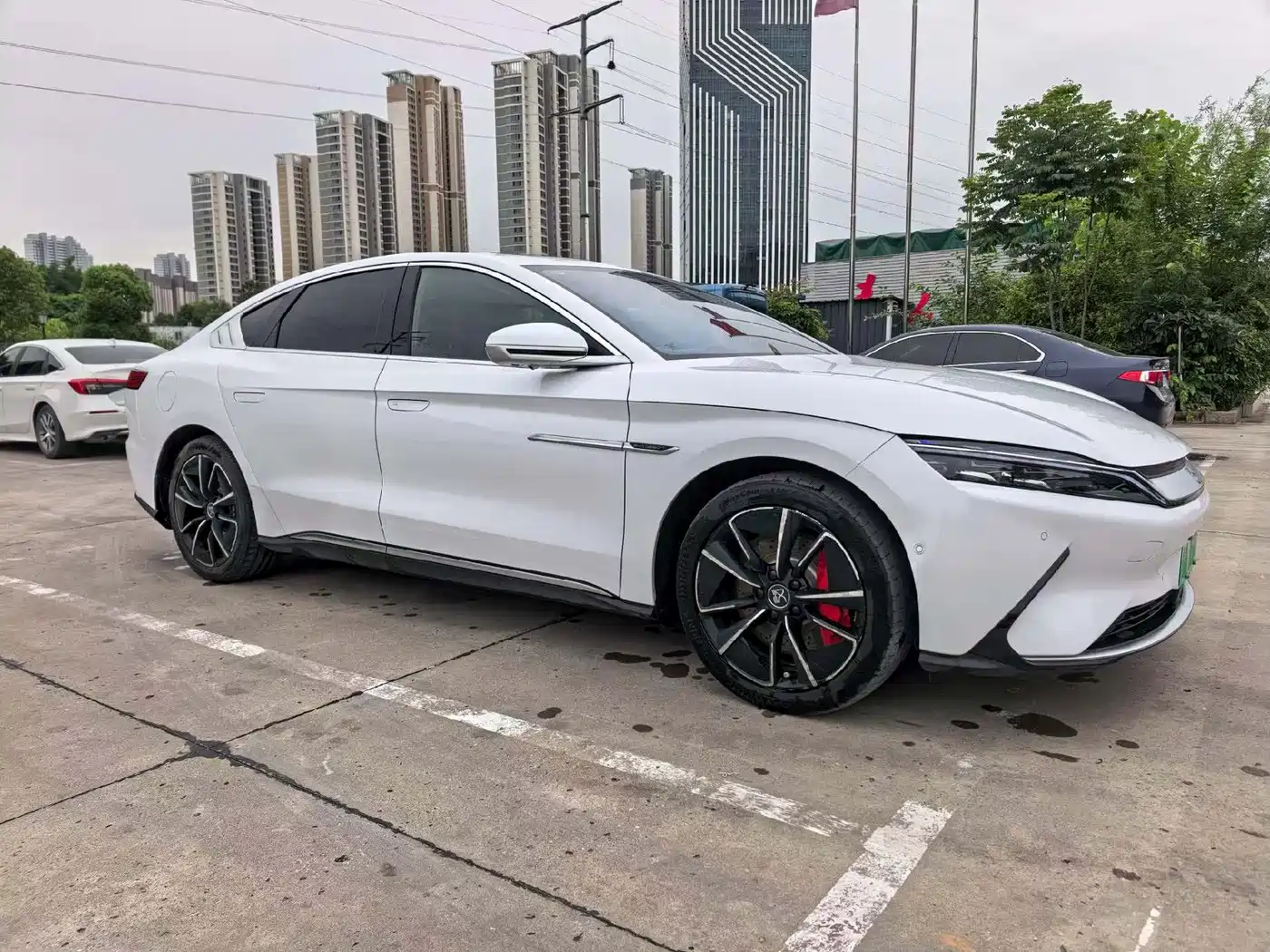 BYD Han 2020 EV AWD High-Performance Flagship фото 3