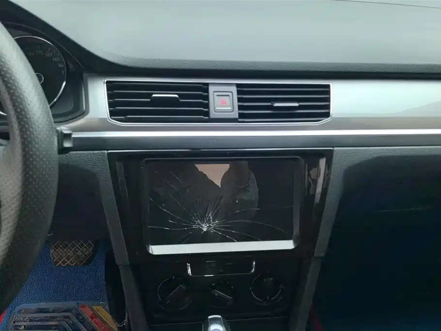 Volkswagen Bora 2016 Model 1.6L Automatic Fashion фото 13