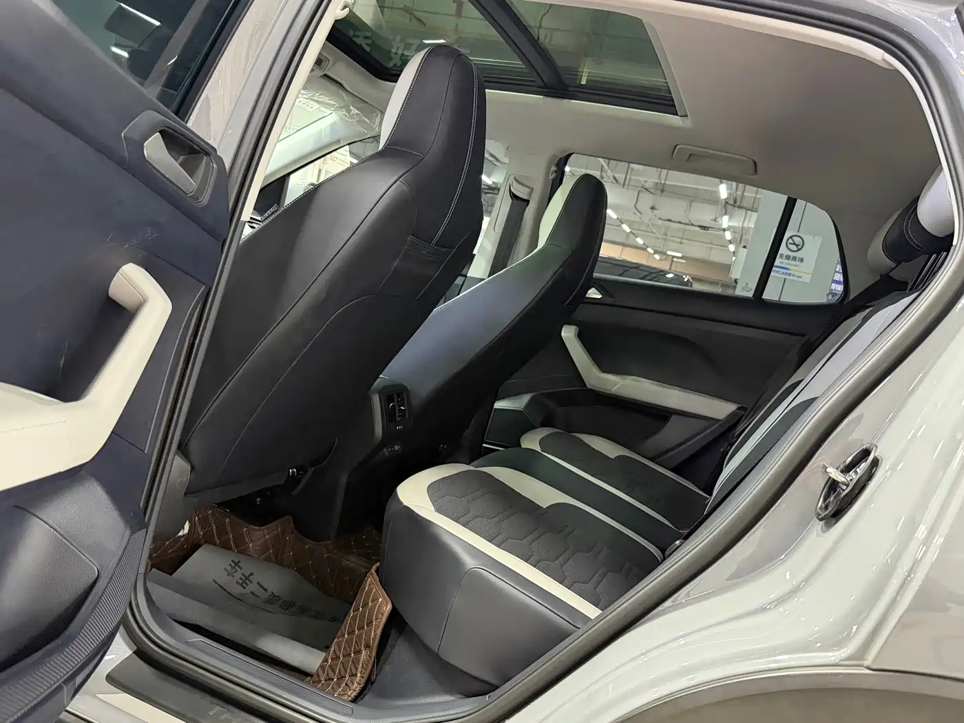 Volkswagen Tharu, миниатюра 7