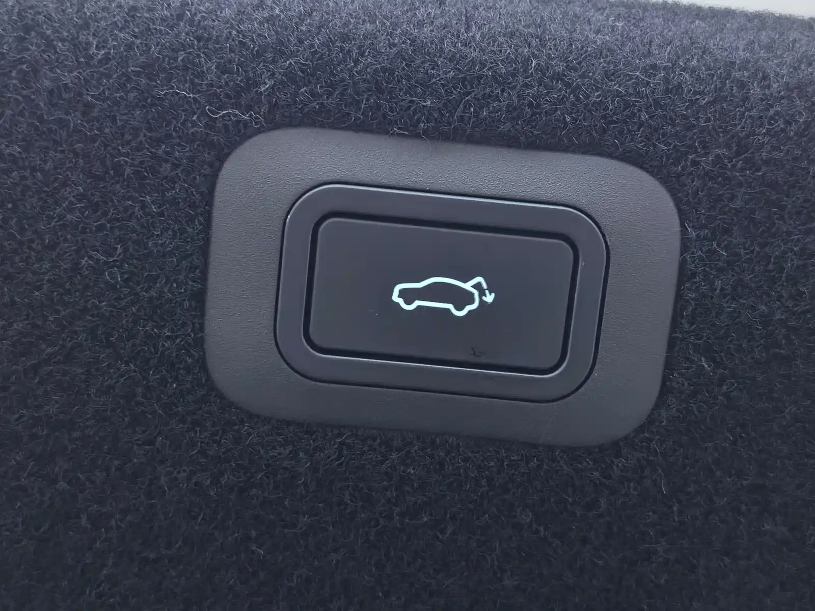 Фото 31 - Geely Galaxy Galaxy E8