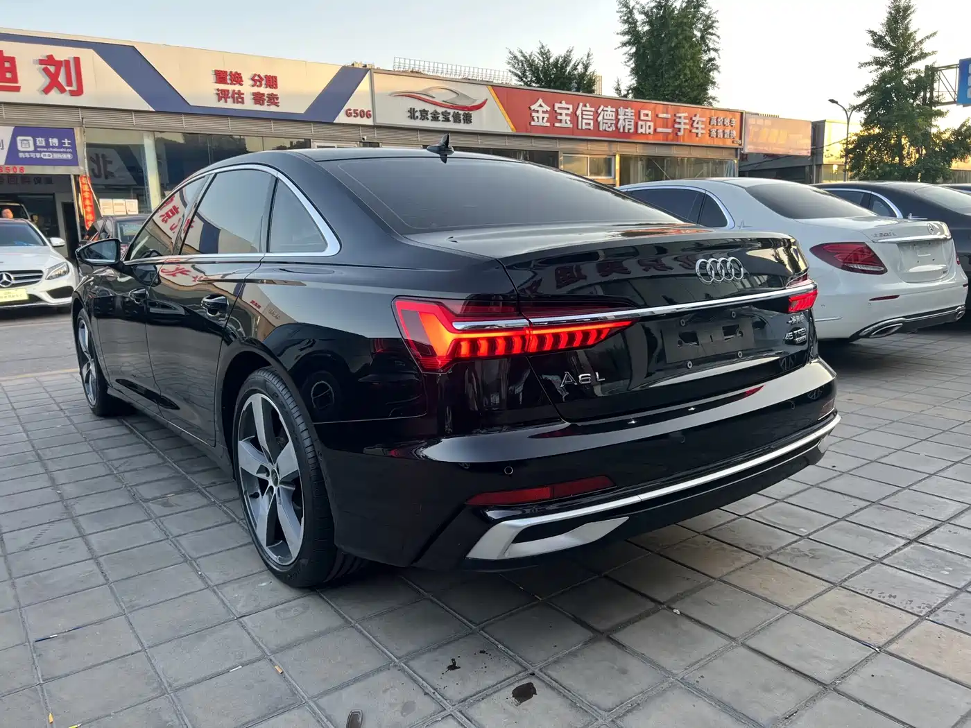 Фото 5 - Audi A6L