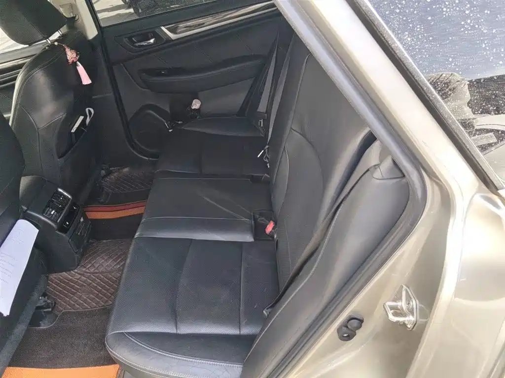 Subaru Outback 2016 2.5i Luxury Navigation Edition фото 14