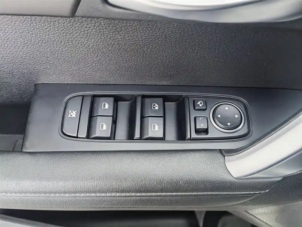 Kia Sportage 2018 2.0L Automatic Smart Luxury (China V) фото 9