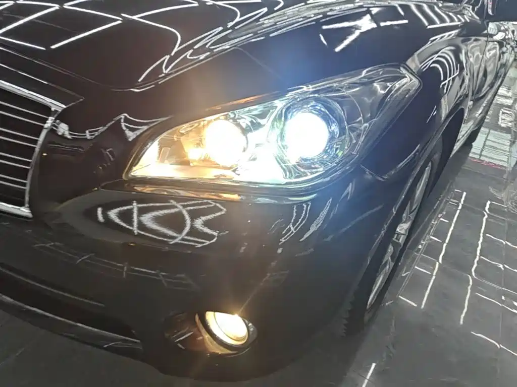 Infiniti Q70 2015 2013 Q70L 2.5L Comfort