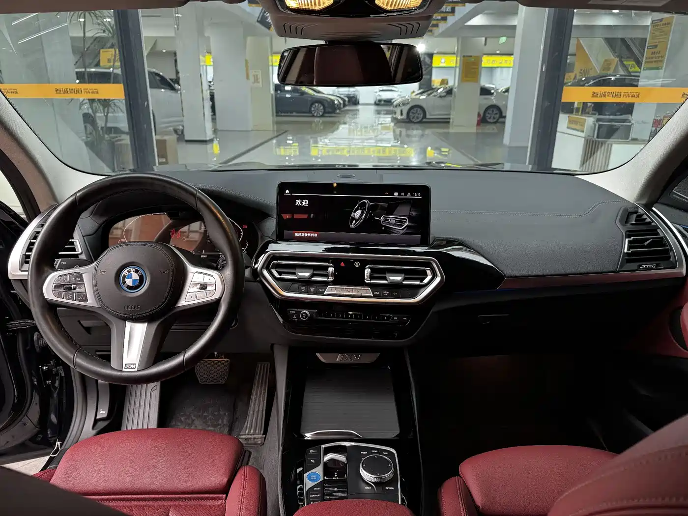 BMW IX3