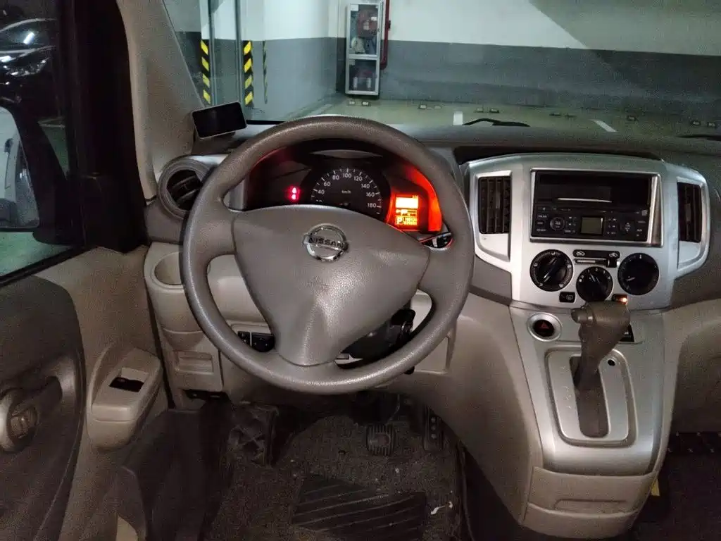 Nissan NV200 2015 2014 1.6L CVT Luxury (China V)
