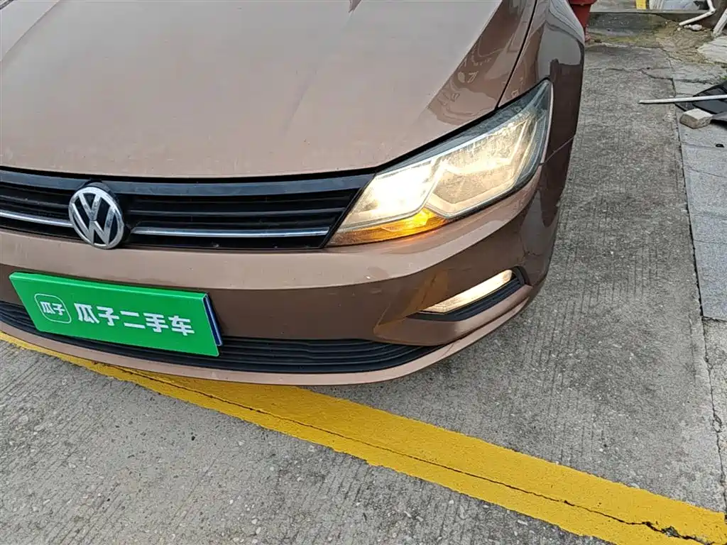 Volkswagen Lamando 2015 230TSI DSG Style фото 23