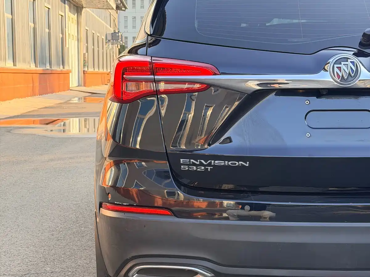 Фото 9 - Buick Envision Plus