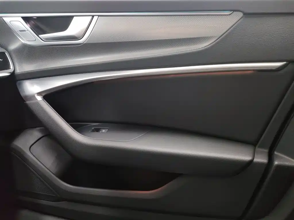 Audi A6L 2023 Facelift 45 TFSI Premium Dynamic фото 26