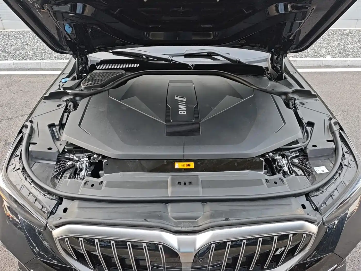 BMW i5 2025 2025 eDrive 40L M Sport Package