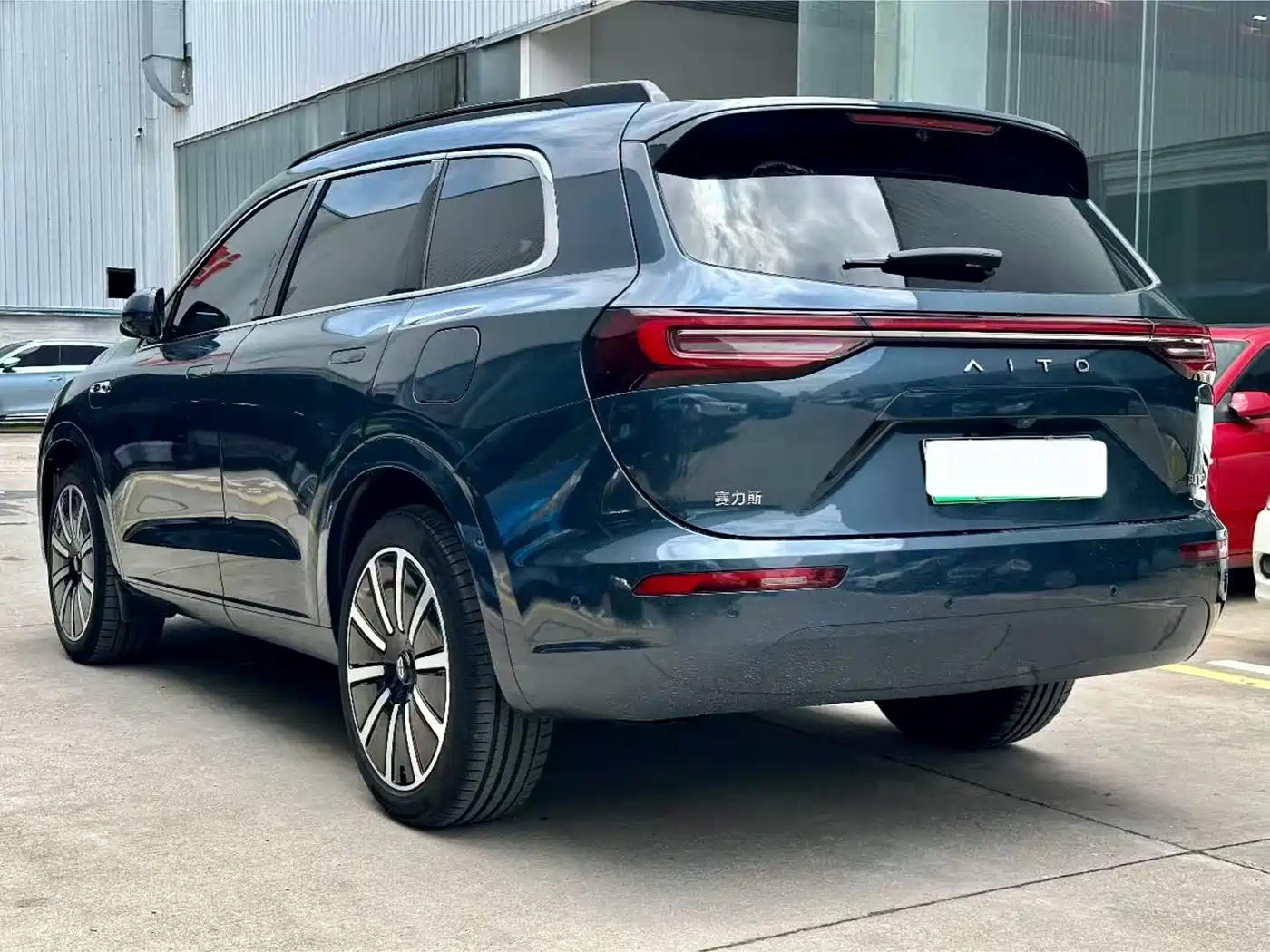 AITO Wenjie AITO M7 2024 1.5T Smart Drive 4WD Ultra 5-seater фото 5
