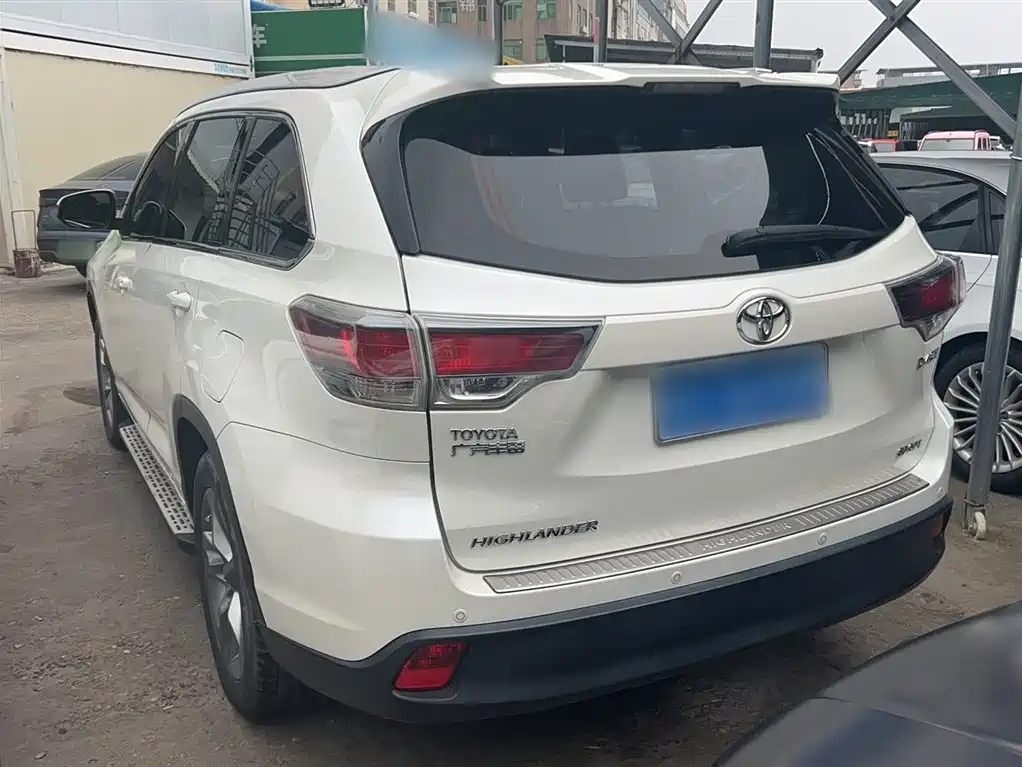 Toyota Highlander 2017 2.0T 2WD Premium 7-Seater фото 34