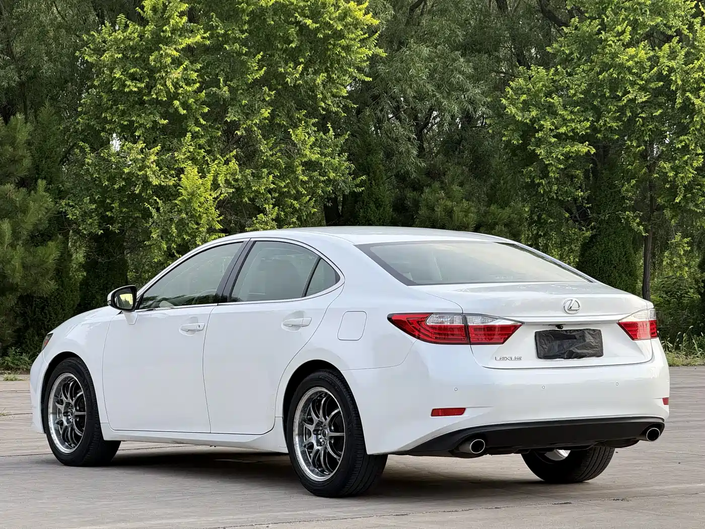Фото 5 - Lexus ES