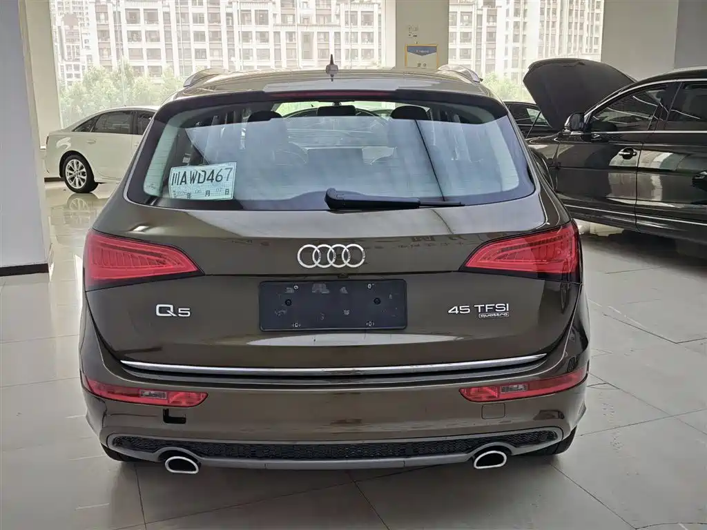 Audi Q5 (Import) 2013 45 TFSI quattro Sport фото 6