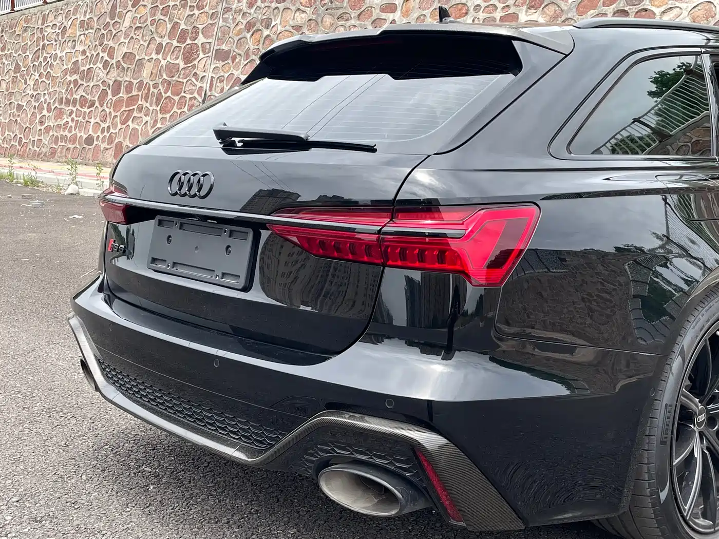 Audi RS 6 2024 RS 6 4.0T Avant performance фото 12