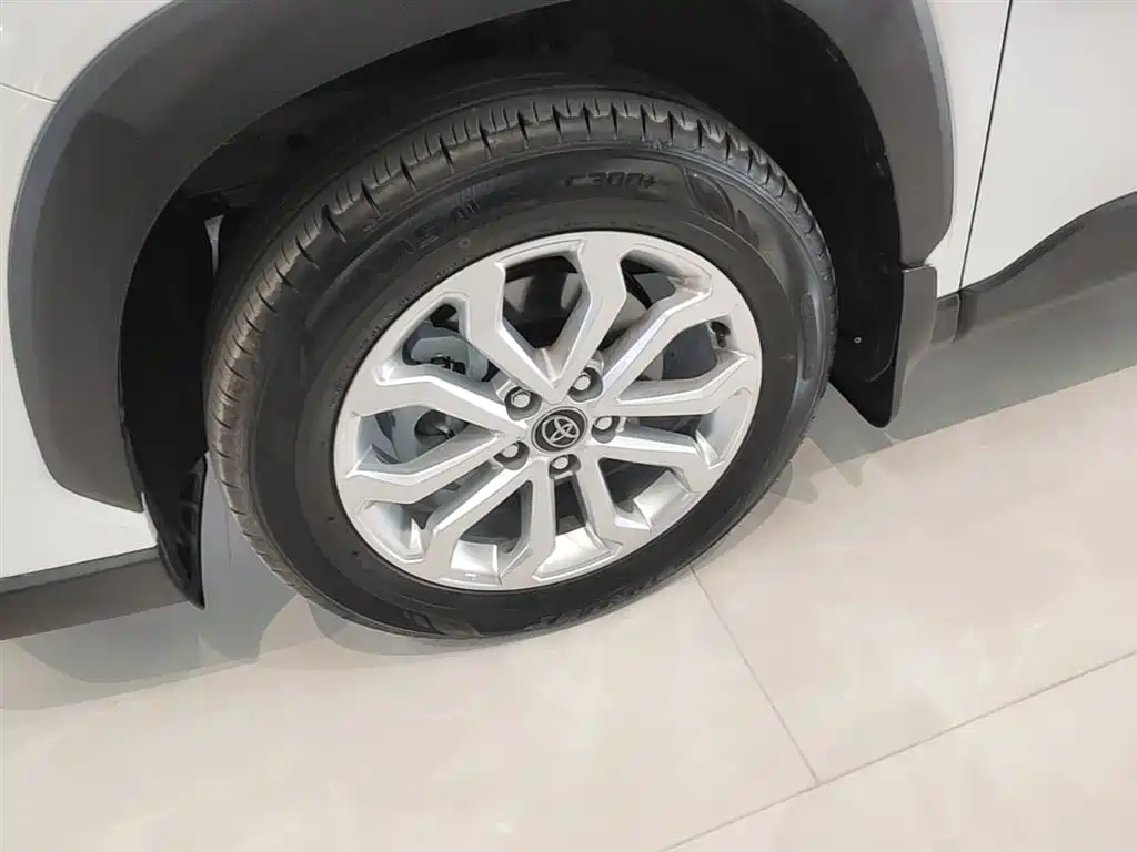 Toyota Frontlander 2025 2.0L CVT Base Version фото 23