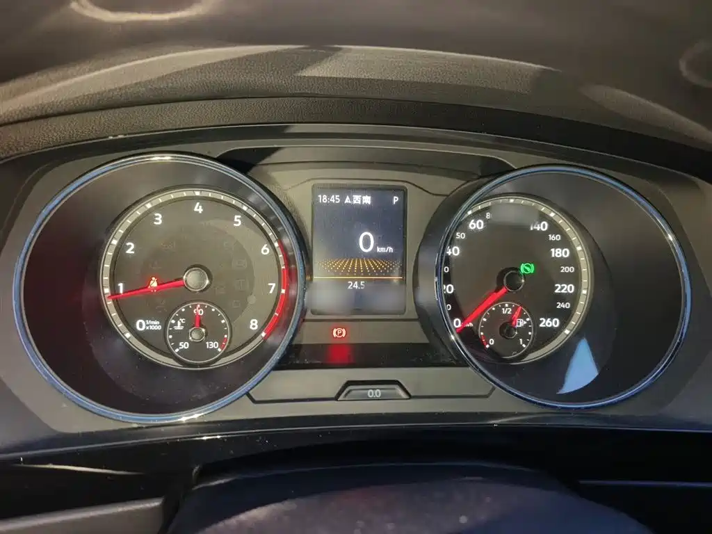 Volkswagen Tiguan L 2018 Facelift 330TSI Automatic 2WD Luxury Edition фото 4