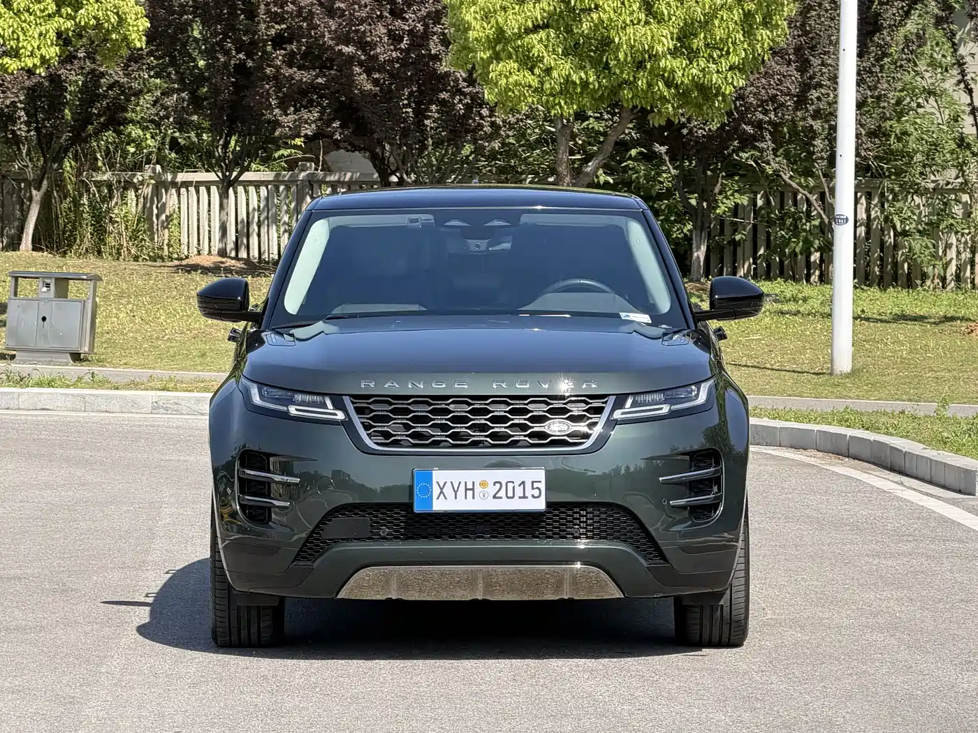 Land Rover Range Rover Evoque 2022 Range Rover Evoque L 249PS R-Dynamic Luxury Edition фото 2