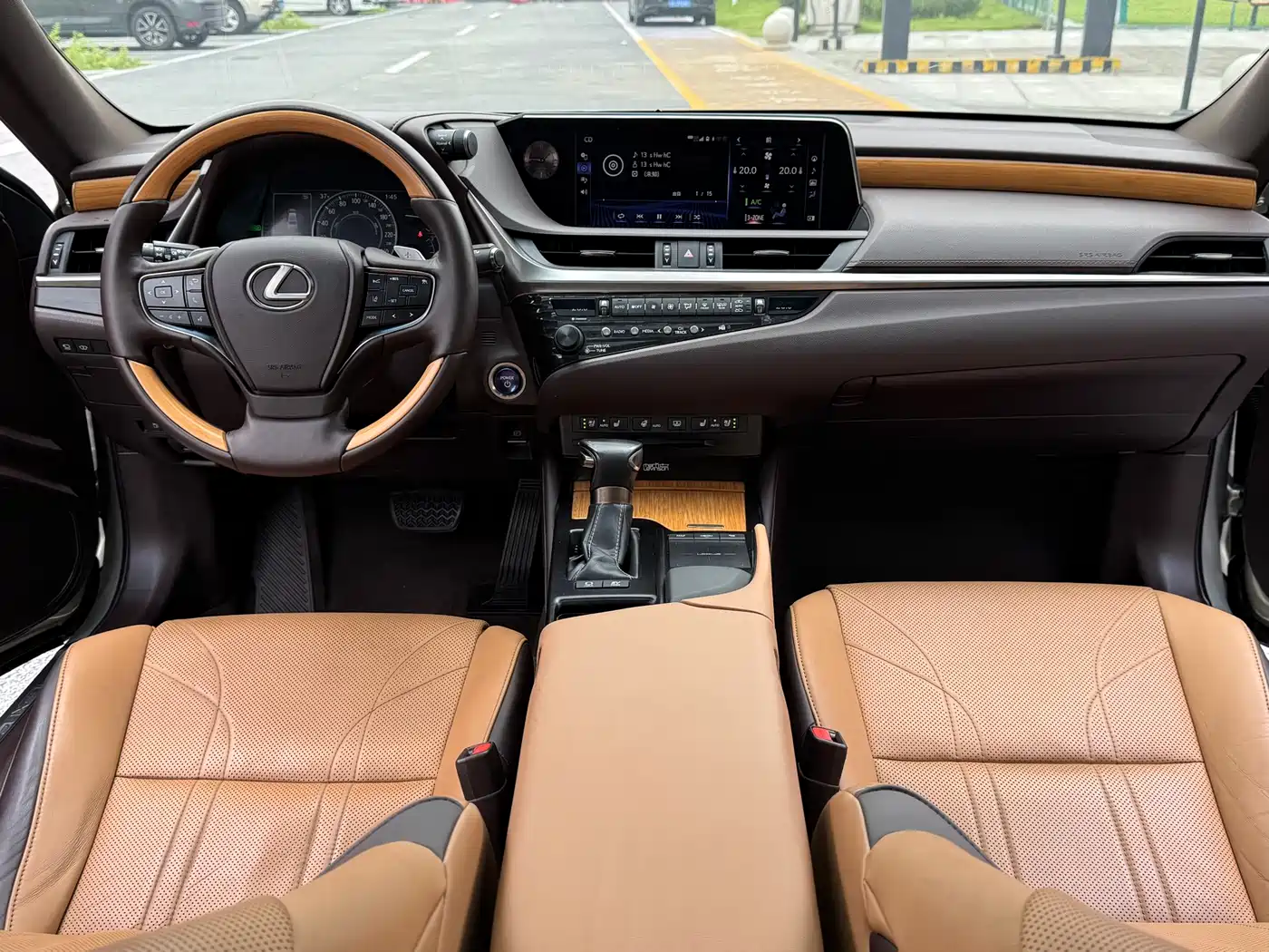 Lexus ES 2018 300h Executive Edition China V фото 6