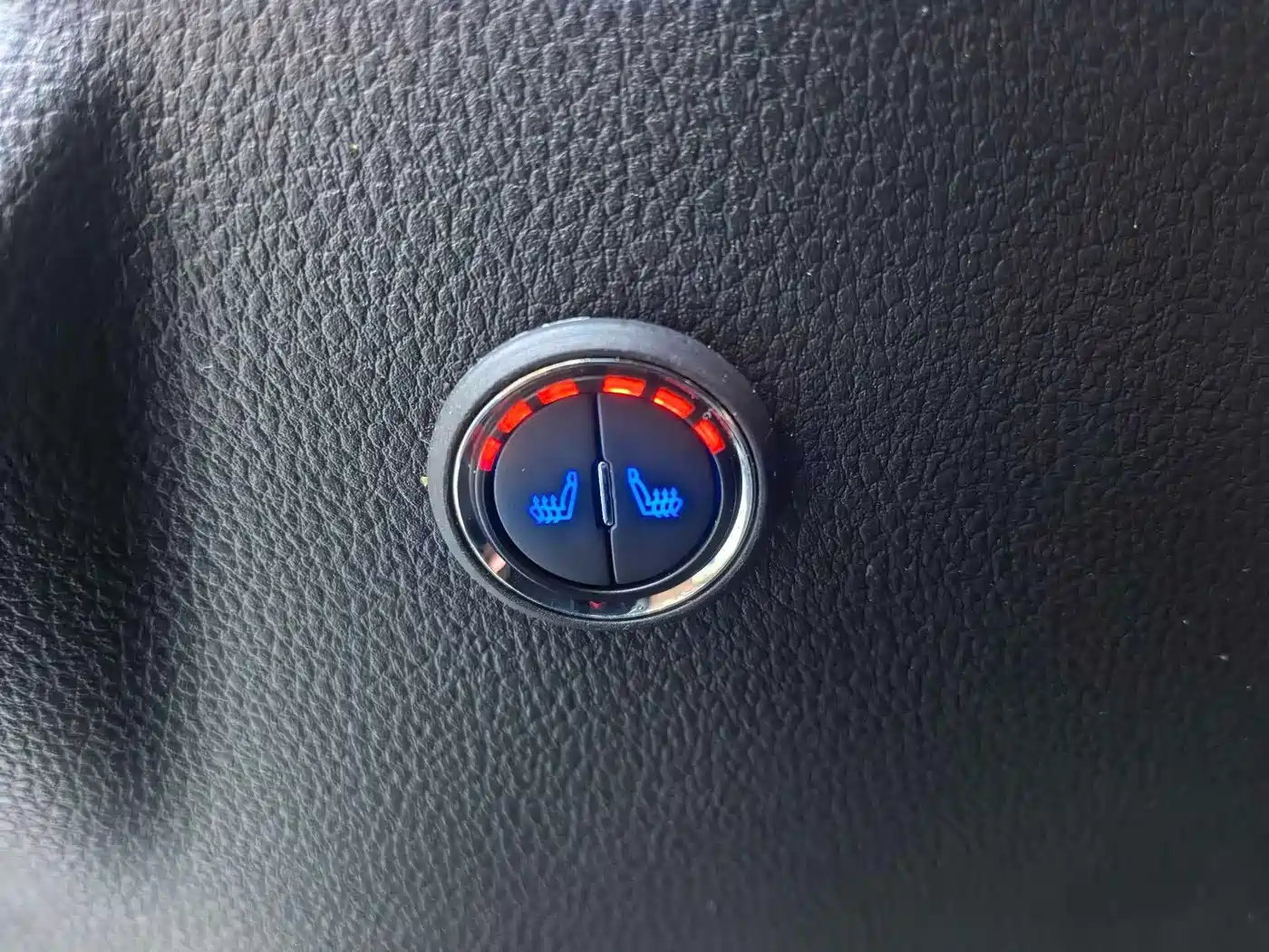 Škoda Kamiq 2022 1.5L Automatic Comfort Edition фото 12