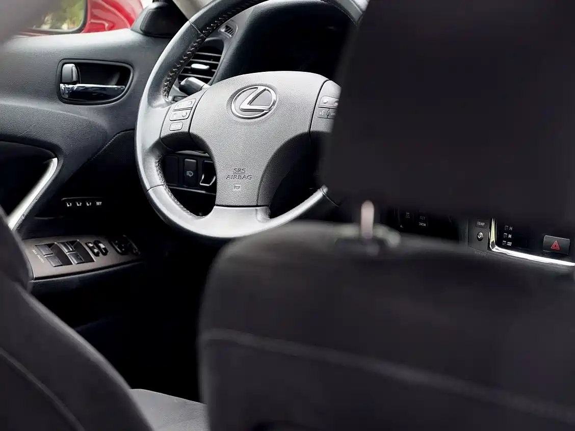 Lexus IS 2009 300 Dynamic Edition фото 18
