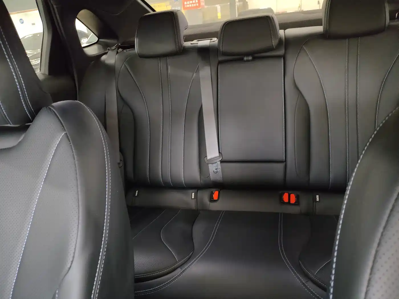 Фото 3 - Geely Preface