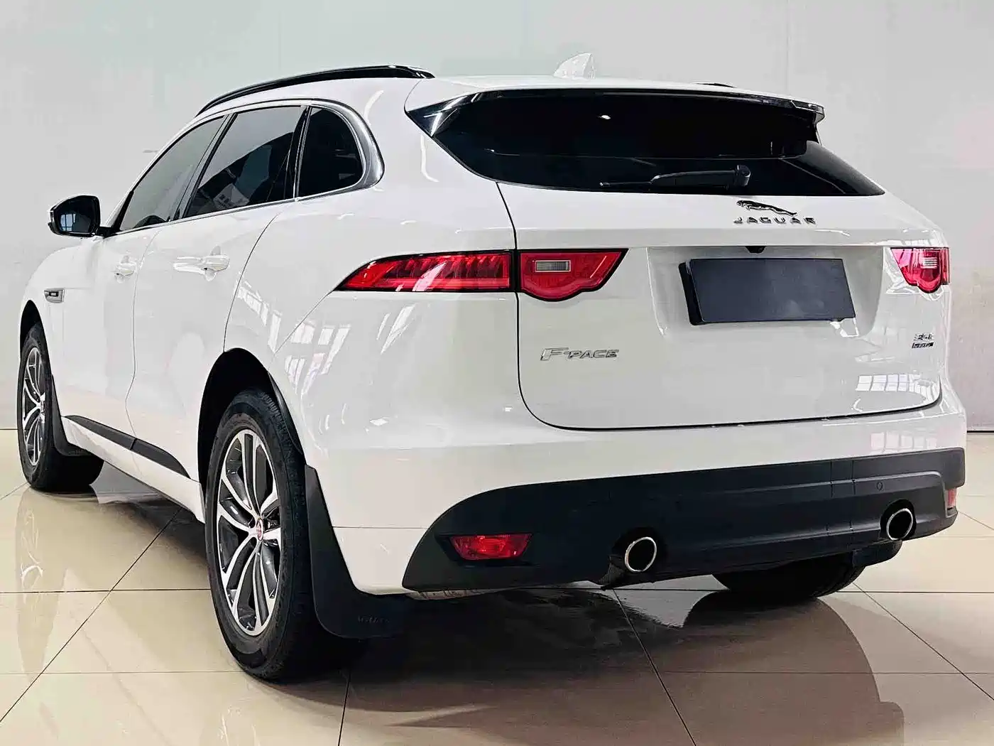 JAGUAR F PACE