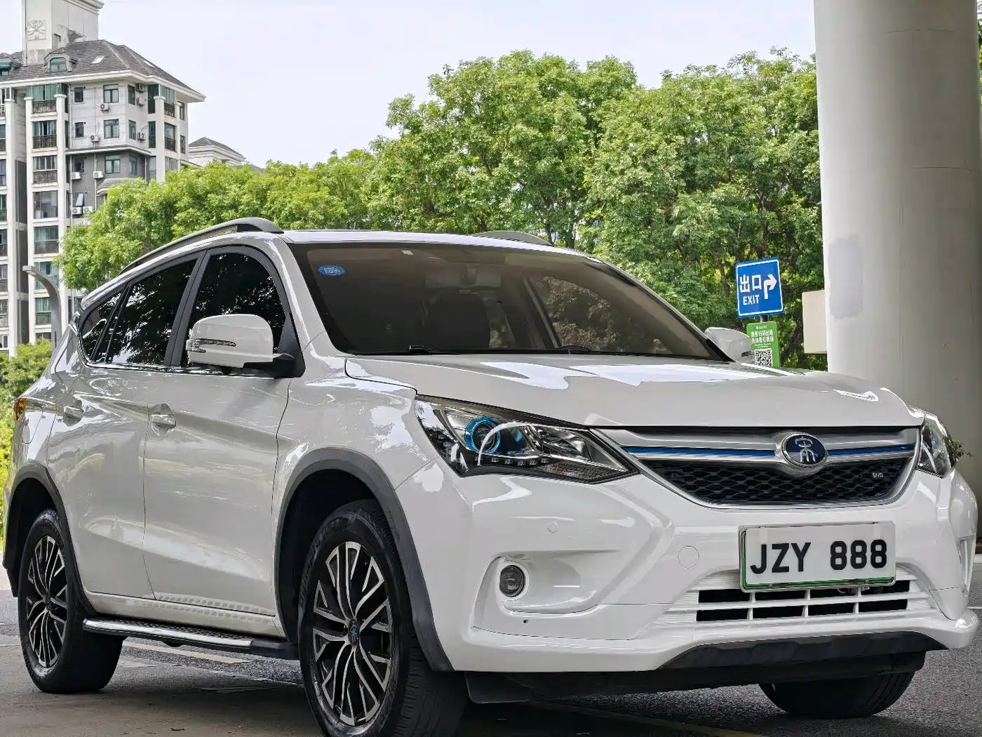 BYD Song New Energy 2017 Song DM 1.5TID Full-time 4WD Luxury фото 3