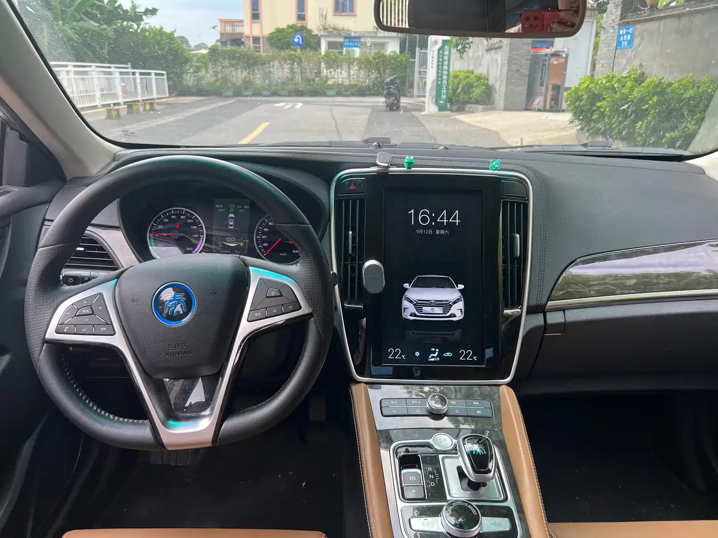 BYD Qin New Energy 2018 2017 1.5T Premium Model