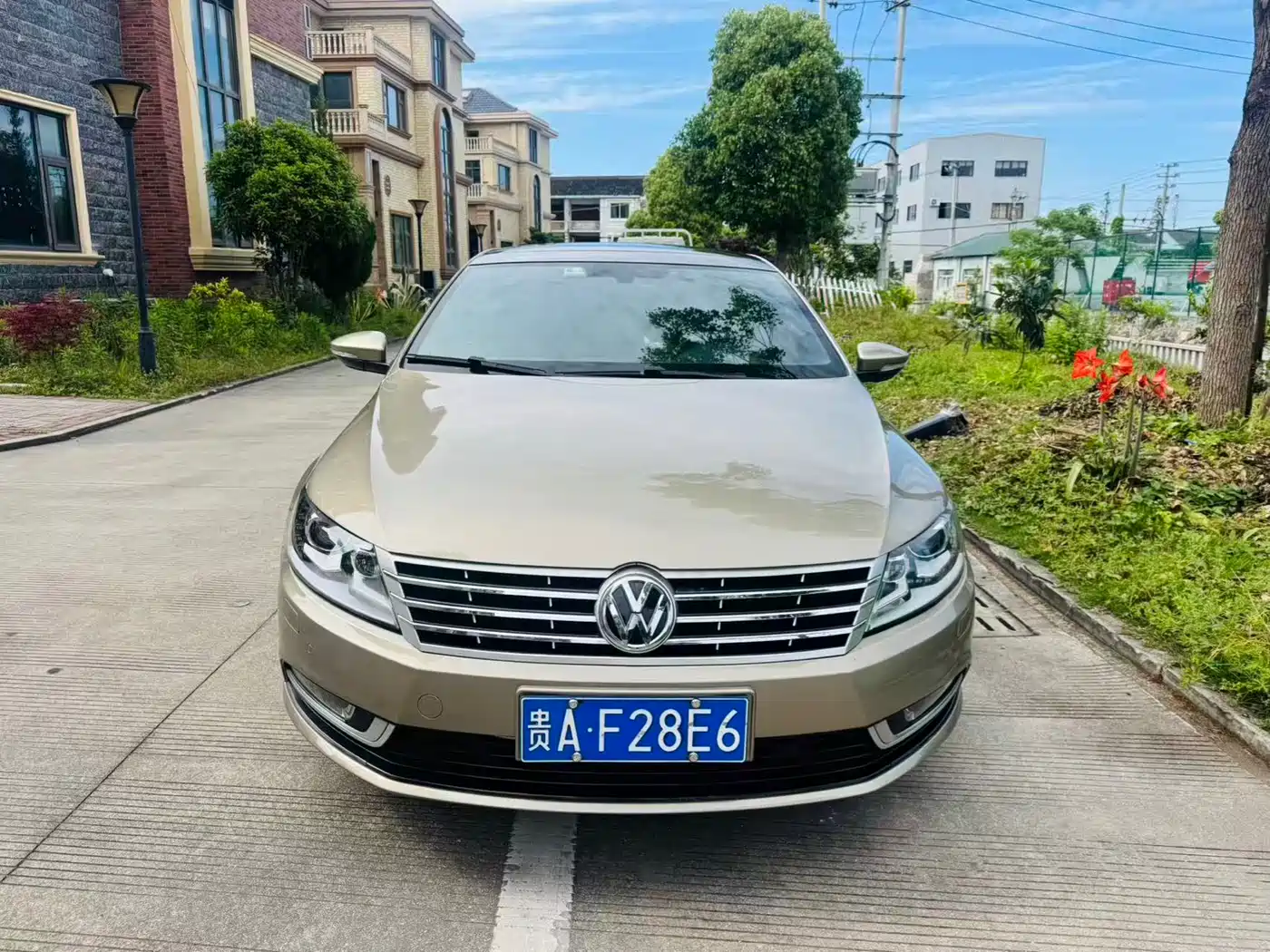 Volkswagen FAW-Volkswagen CC 2015 1.8TSI Premium фото 2