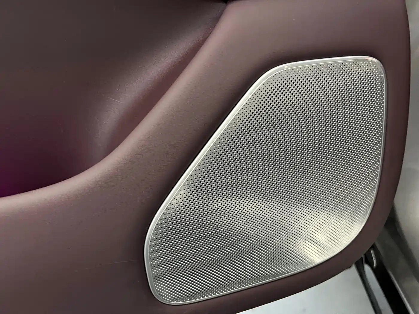 Xiaomi Auto Xiaomi YU7 2025 Extended Range RWD Edition фото 7