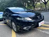 Фото 3 - Honda Jade