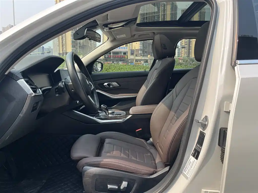 BMW 3 Series 2020 Facelift 325Li Launch Edition фото 14