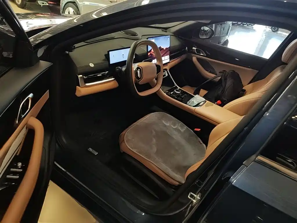 Geely Galaxy Galaxy A7 2025 EM-i фото 15